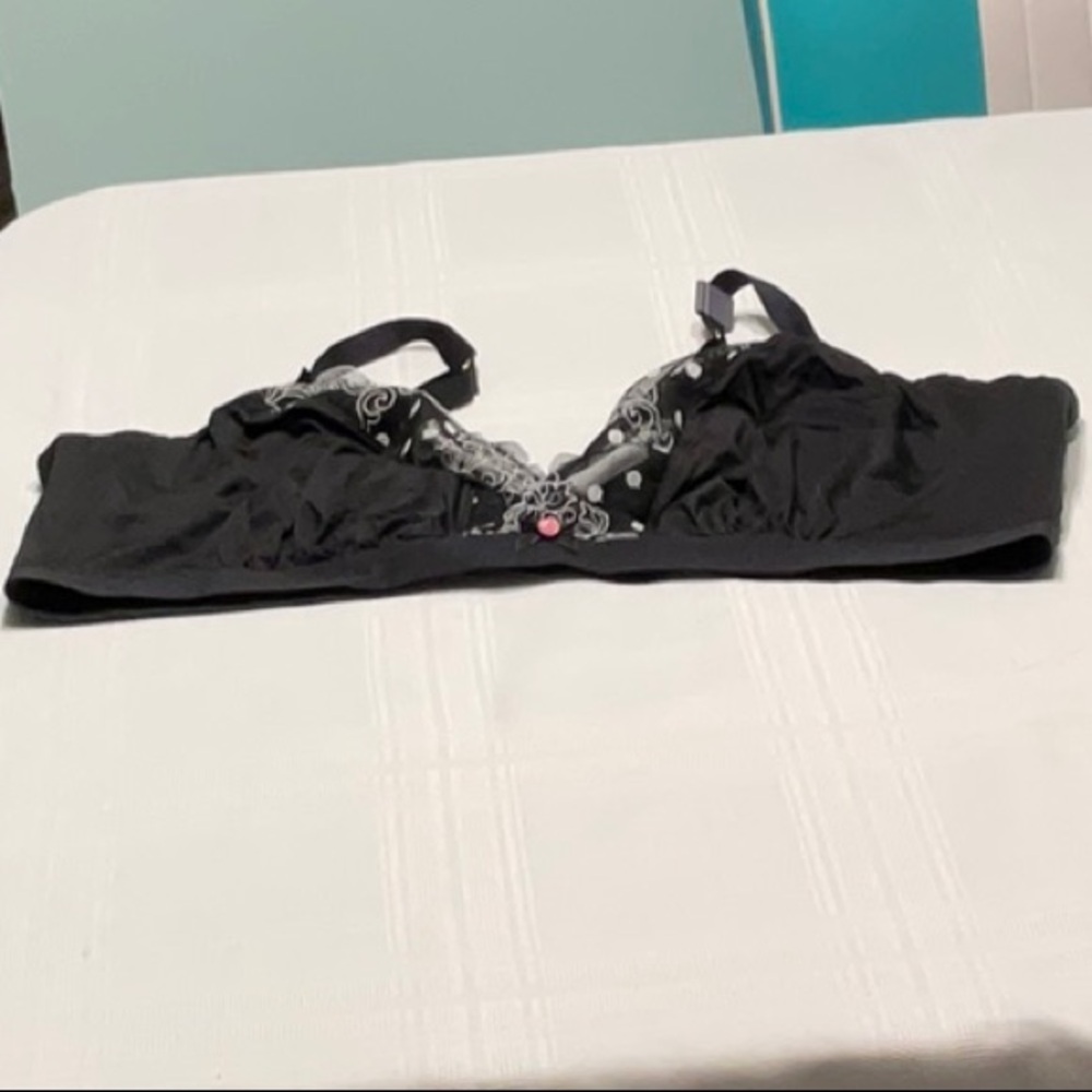 Cacique Elegant Black Lace Bralette - Picture 5 of 5